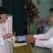 GS Hoàng mai được tặng quà sau khi thuyết đạo