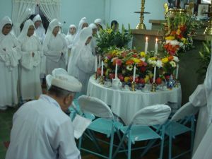 TRUNG THU HỘI YẾN HIẾN DÂNG LÊN ĐỨC MẸ