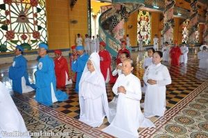 HỘI YẾN BÀN ĐÀO BAN TRAO BÍ PHÁP